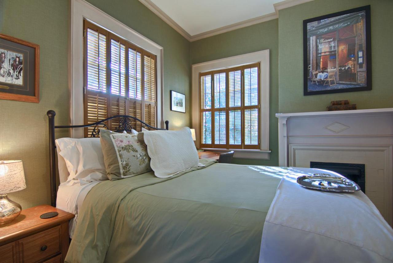 North Lodge On Oakland Bed And Breakfast Asheville Kültér fotó
